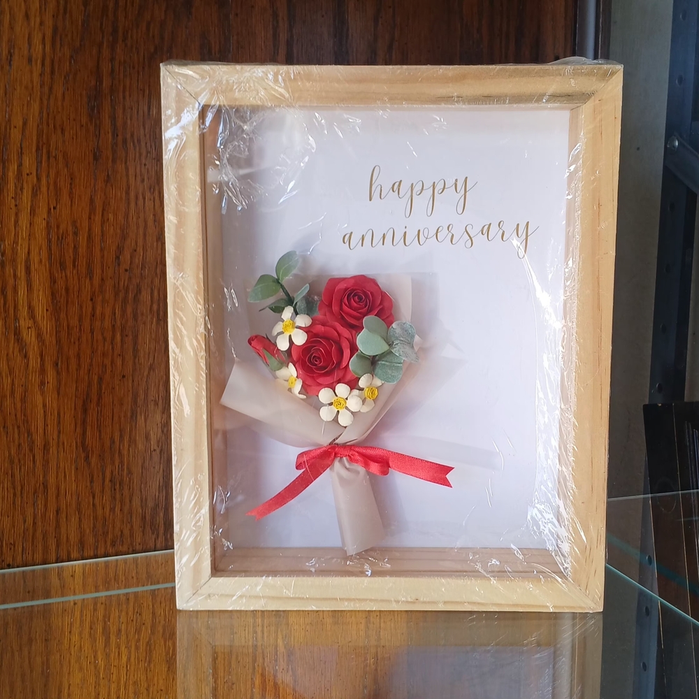 💧Flowersake Wooden Shadow Box | Bouquet Paper Roses